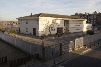 L’edifici del col·legi Torre Queralt, quan encara s’anomenava Terres de Ponent.