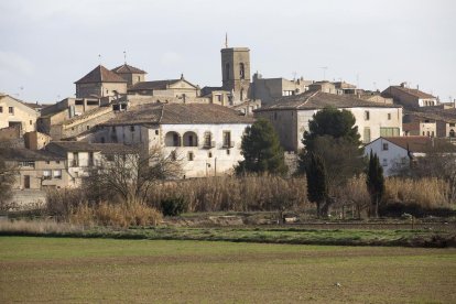 En la imagen las casas señoriales de Cal Capell y Cal Tella.