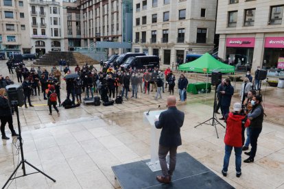 Acte de campanya de Vox a Lleida, amb Santiago Abascal