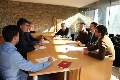 Reunió de membres del consell amb tècnics de l’ACR.