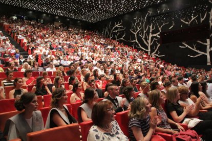 Imatge de l’acte d’entrega d’orles de la facultat d’Infermeria i Fisioteràpia el curs passat.