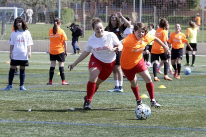 La jornada consistió en sesiones técnicas y partidos amistosos entre las participantes.