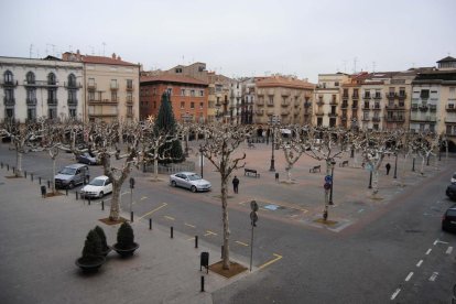 Vista de la plaza Mercadal de la capital de la Noguera. 