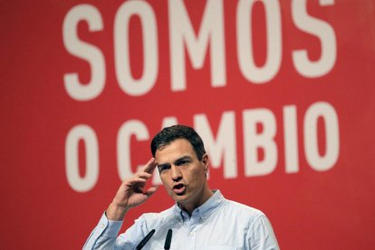 Pedro Sánchez, durant la clausura del XIII Congrés del PSdeG.