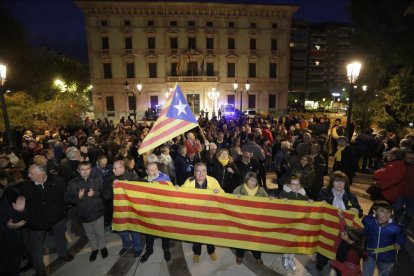 Vista de la concentració independentista a la plaça de la Pau.