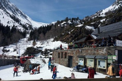 L’estació d’esquí de Boí Taüll va registrar ahir una gran afluència de visitants. 