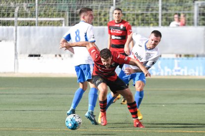 Mollerussa y EFAC disputaron un derbi muy igualado a lo largo de los 90 minutos.