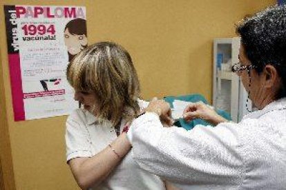 El virus del papil·loma humà està darrere del 10% dels càncers de la dona