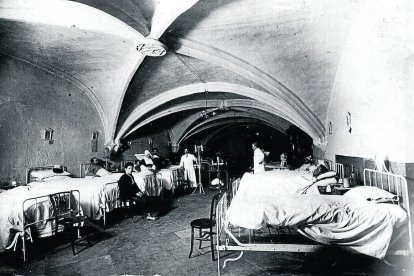 Hospital improvisat a Oakland (Califòrnia) durant la pandèmia del 1918.