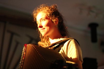 La cantant aranesa Alidé Sans, en el seu concert al Pyrenades.