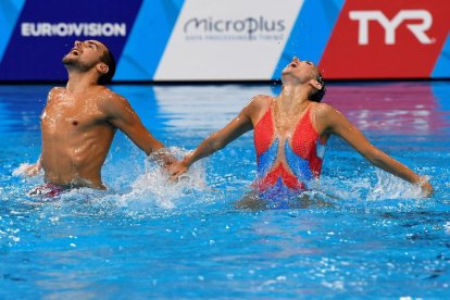 La pareja medallista, durante su actuación durante la jornada de ayer.