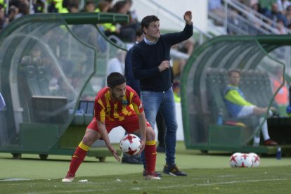 Gerard Albadalejo, durante un momento del partido que el Lleida jugó en Elche.