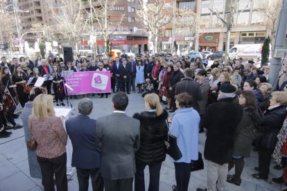 Feliçment, dones