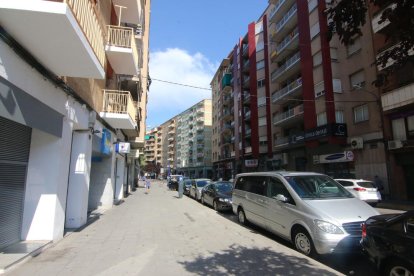 L’agressió es va produir en aquesta zona del carrer Lluís Companys de Lleida.