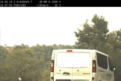 La captura del radar de los Mossos d'Esquadra, con la furgoneta a 193 kilómetros por hora.