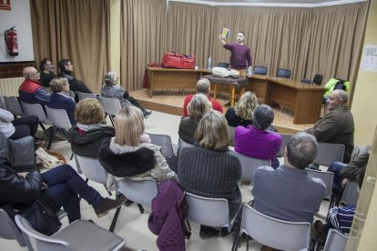 El curs sobre l’ús del desfibril·lador dijous passat.