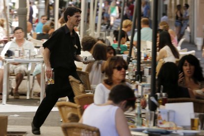 L’hostaleria és un sector amb una elevada eventualitat a causa de l’efecte de les campanyes turístiques.