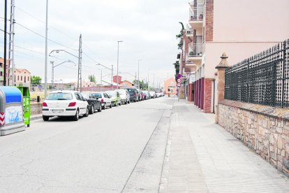 El carrer Prat de la Riba de la capital del Pla d’Urgell.