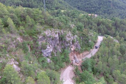 Imagen del desprendimiento que cortó la carretera de acceso a Torà de Tost.