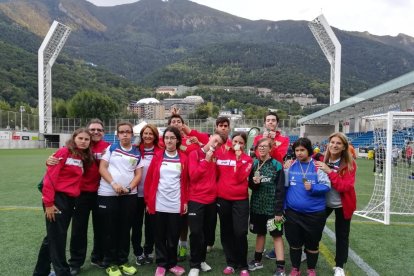 L’equip de bàsquet d’Asvolcall Down Lleida, campió a la seua categoria.