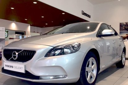 Volvo V40