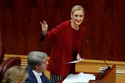 La presidenta madrilenya, Cristina Cifuentes, ahir a l’Assemblea.