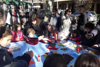 La iniciativa contó con actividades para los más pequeños como un taller de manualidades. 