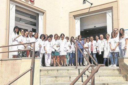 Imatge d'arxiu d'una protesta del personal d'un CAP de Lleida ciutat.