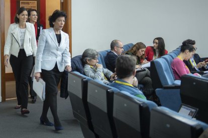 Les ministres Isabel Celaá, Reyes Maroto i Magdalena Valero van a comparèixer davant la premsa.