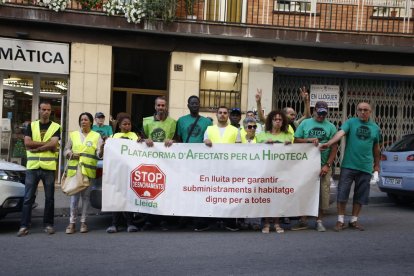 Miembros de la plataforma se personaron en el lugar.