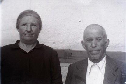 Un procés emotiu - Les fotos van sortir a llum després que un particular cedís el seu fons al Museu Hidroelèctric, però es desconeixia el contingut de les plaques de vidre fins a tal punt que cap de les persones que fins al moment han estat re ...