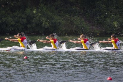 El K4 500 de Craviotto, Toro, Cooper y Germade.