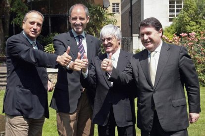 Francisco Camps y Bernie Ecclestone en 2007, en un acto promocional de la F-1 valenciana.