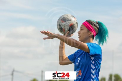 Imatges del partit entre l'AEM i el Granada Femenino