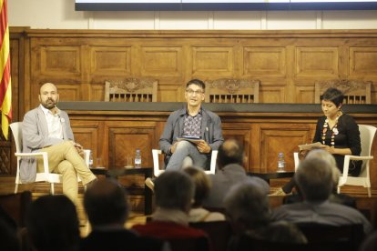 Marcel Mauri y Eunice Romero debatieron sobre la cohesión en el IEI moderados por Jordi Coiduras.