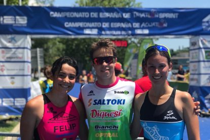 Doble victòria de Roger Mirabet a l’Estatal de triatló