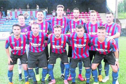 Formación inicial del Tàrrega en el partido que jugó ayer ante el Cervera.