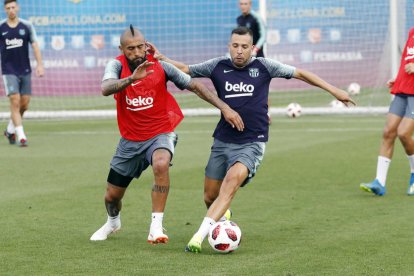 Arturo Vidal se ejercitó ayer junto a cinco compañeros a pesar de tener el día libre.