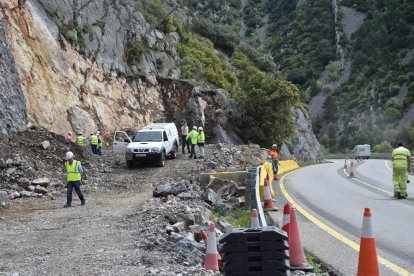 Les explosions es van portar a terme al migdia i van tenir poca afectació al trànsit de la C-14.