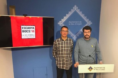 L’alcalde de la Seu, Albert Batalla, i el director del Servei Municipal d’Esports, David Vallvé.