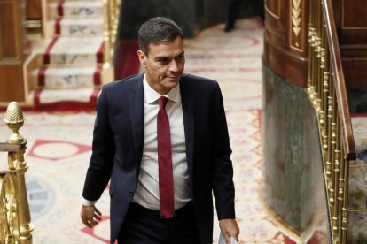 Pedro Sánchez entra a l'hemicicle del Congrés