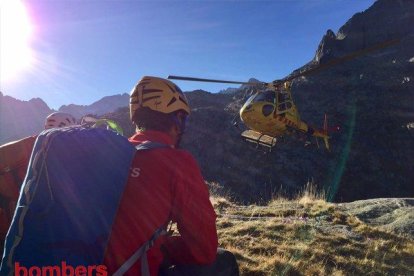 Efectius dels GRAE durant el rescat d’ahir a la Vall de Boí.