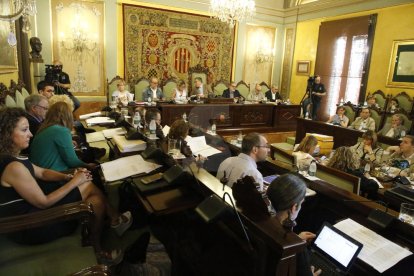 Una vista de ple de la Paeria celebrat aquest divendres.