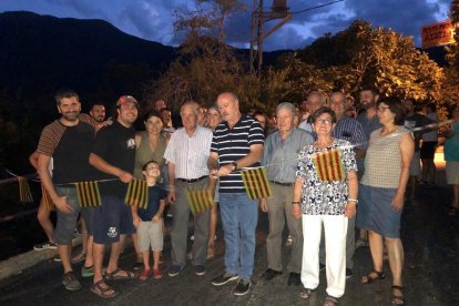 La inauguració del nou paviment de la carretera a Aidí.