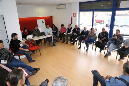 La asamblea tuvo lugar en las oficinas del Comú en Lleida. 