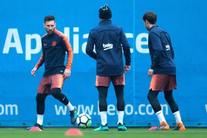 Messi, durante el entrenamiento de ayer, tras el que Valverde decidió darle descanso.