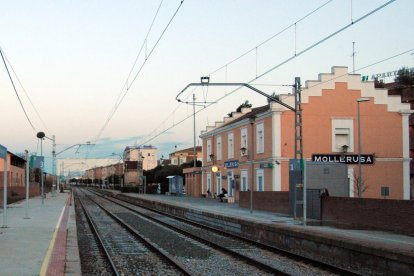 Los pisos de la estación podrían incluirse en este fondo. 