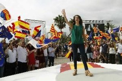 Manifestació per la unitat d'Espanya en el centre de Barcelona