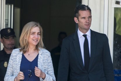 La infanta Cristina i Iñaki Urdangarin, durant el judici de Nóos a l’Audiència de Palma.