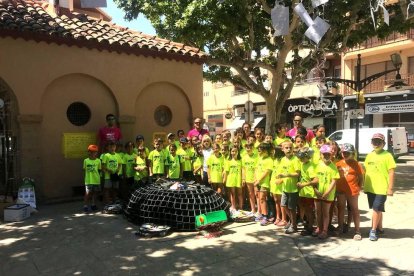 Instal·lació per conscienciar sobre el reciclatge